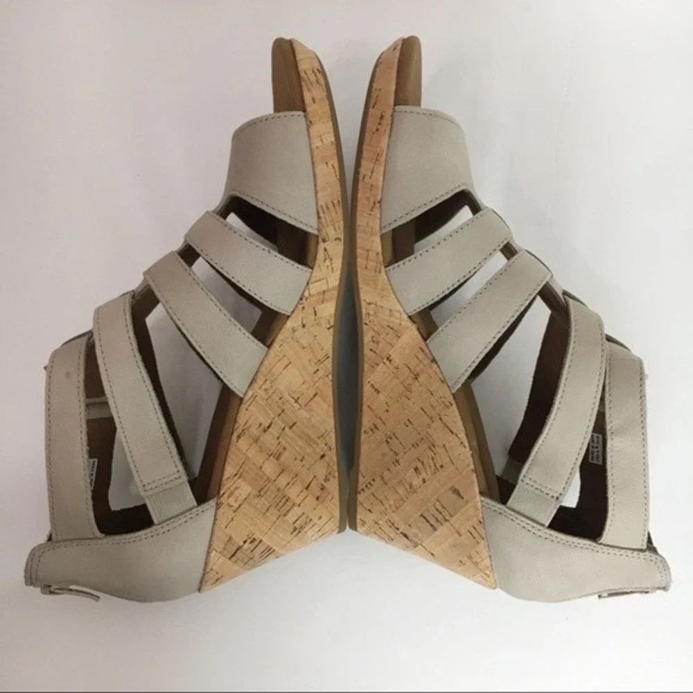 Rockport Womens Size 10 Briah Taupe Leather‎ Gladiator Wedges Sandals Shoes
